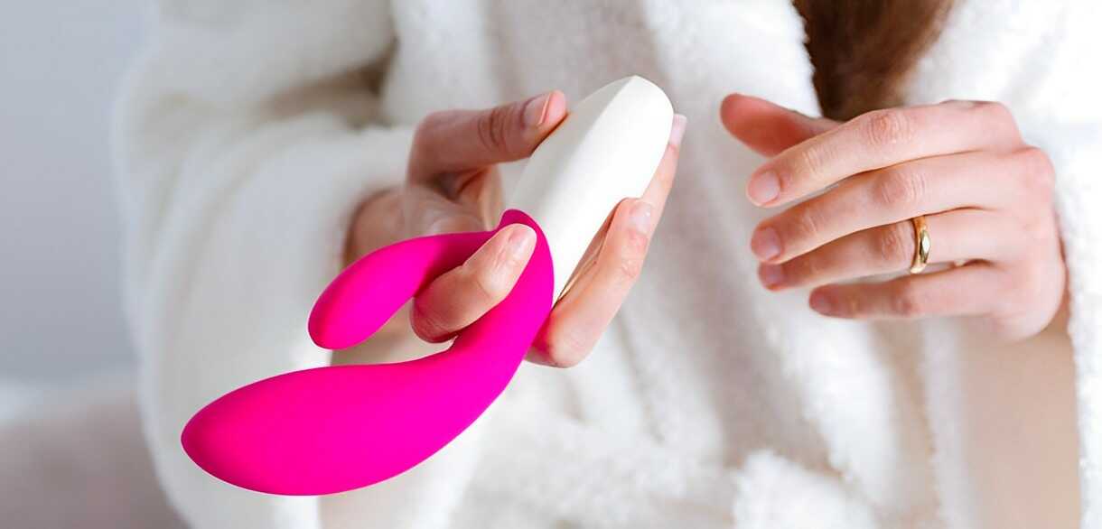 Lelo Ina Wave design